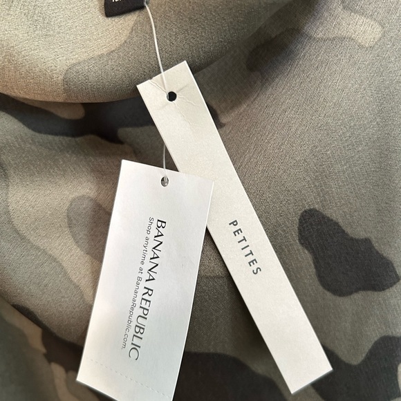 Banana Republic maxi dress with camo print - Picture 5 of 5